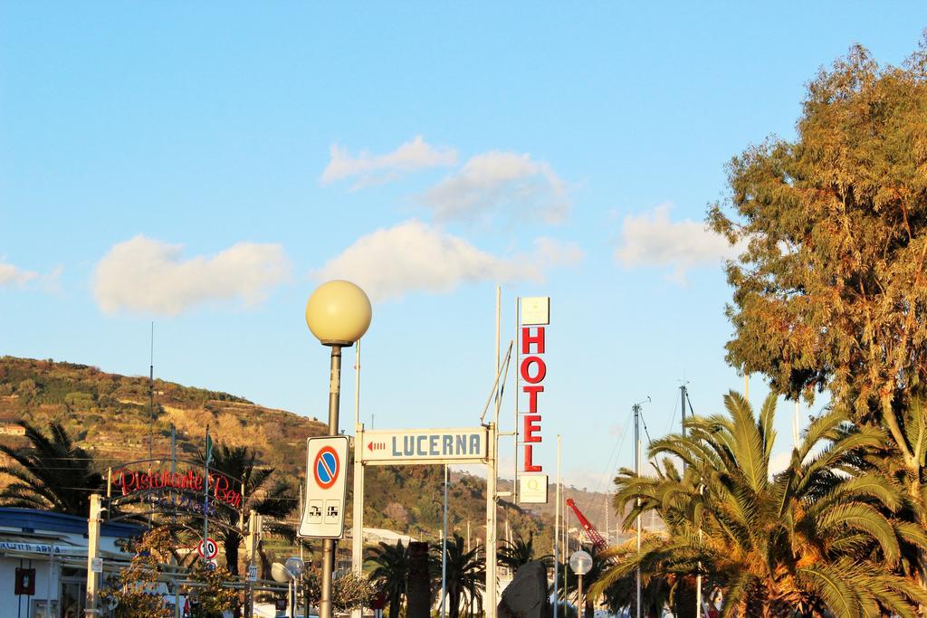 Lucerna Hotel 2*